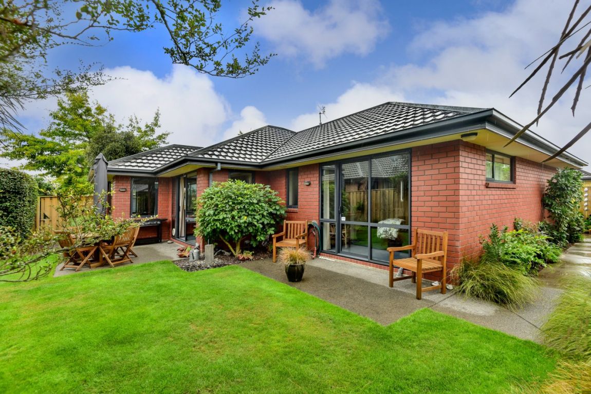 11 Mahlet Street, Northwood, Christchurch - Carousel 1