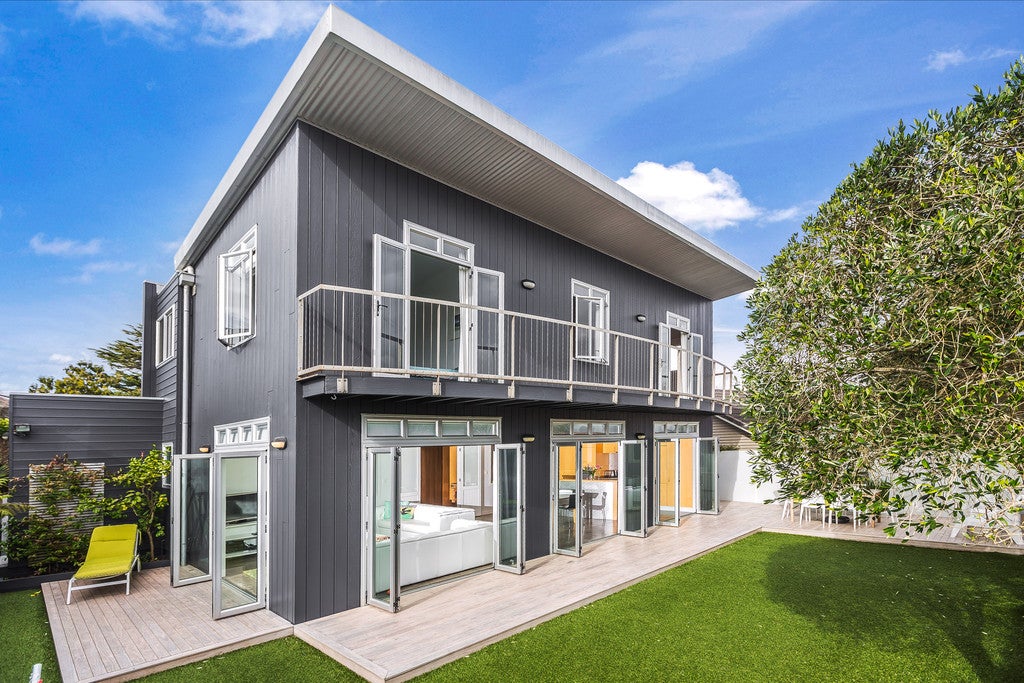 10A Appleyard Crescent, Meadowbank, Auckland - Carousel 2