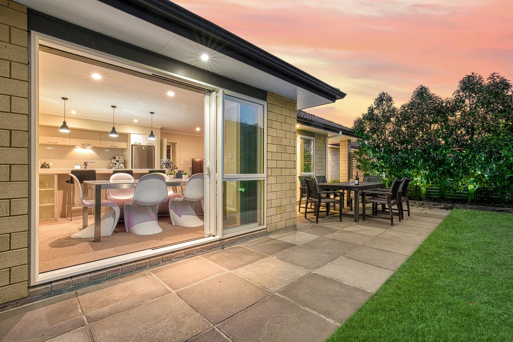 12 Lombardia Way, Karaka, Papakura - Carousel 1