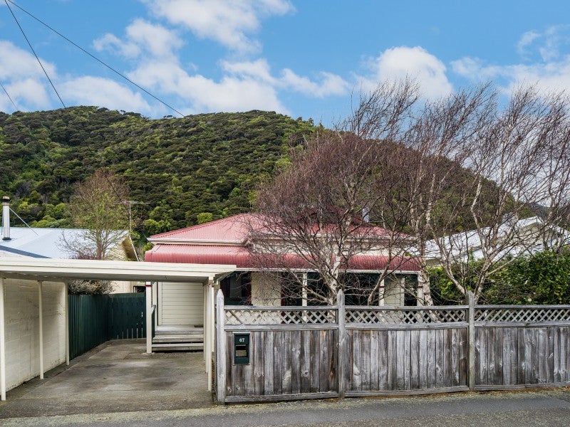 67 Oroua Street, Eastbourne, Lower Hutt - Carousel 1