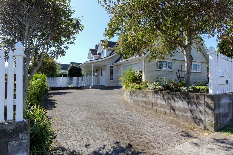 91 Dorset Avenue, Lynmouth, New Plymouth - Carousel 1