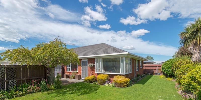3/35 Tyrone Street, Belfast, Christchurch - Carousel 2