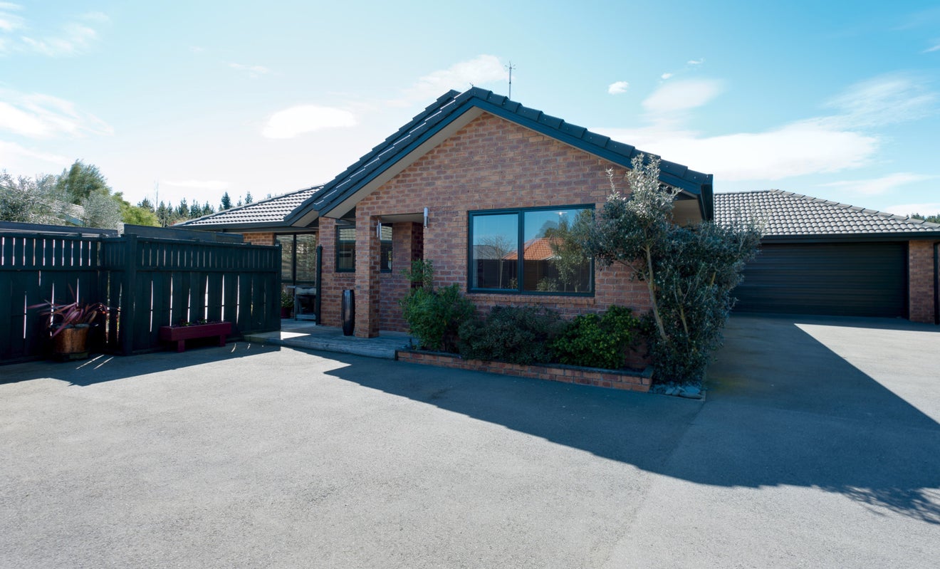 17 Forest Drive, Parklands, Christchurch - Carousel 2