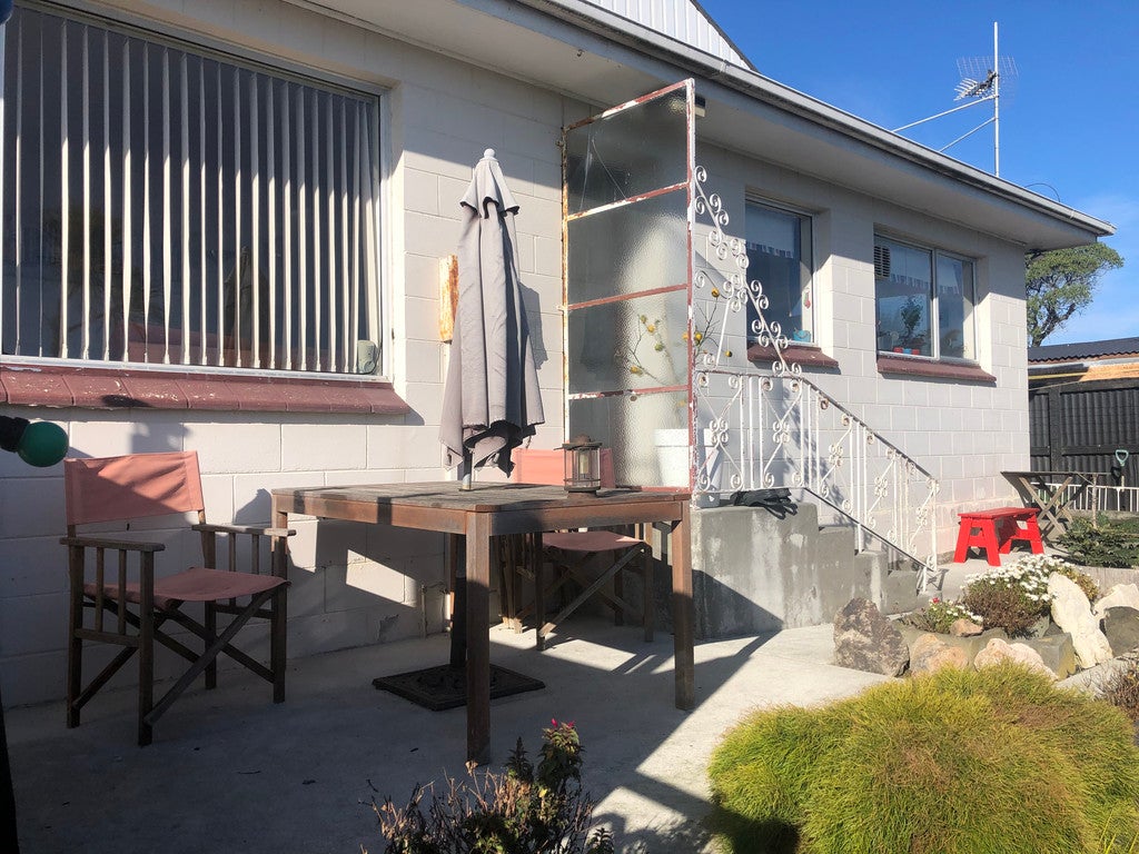 4/8 Lonsdale Street, New Brighton, Christchurch - Carousel 1