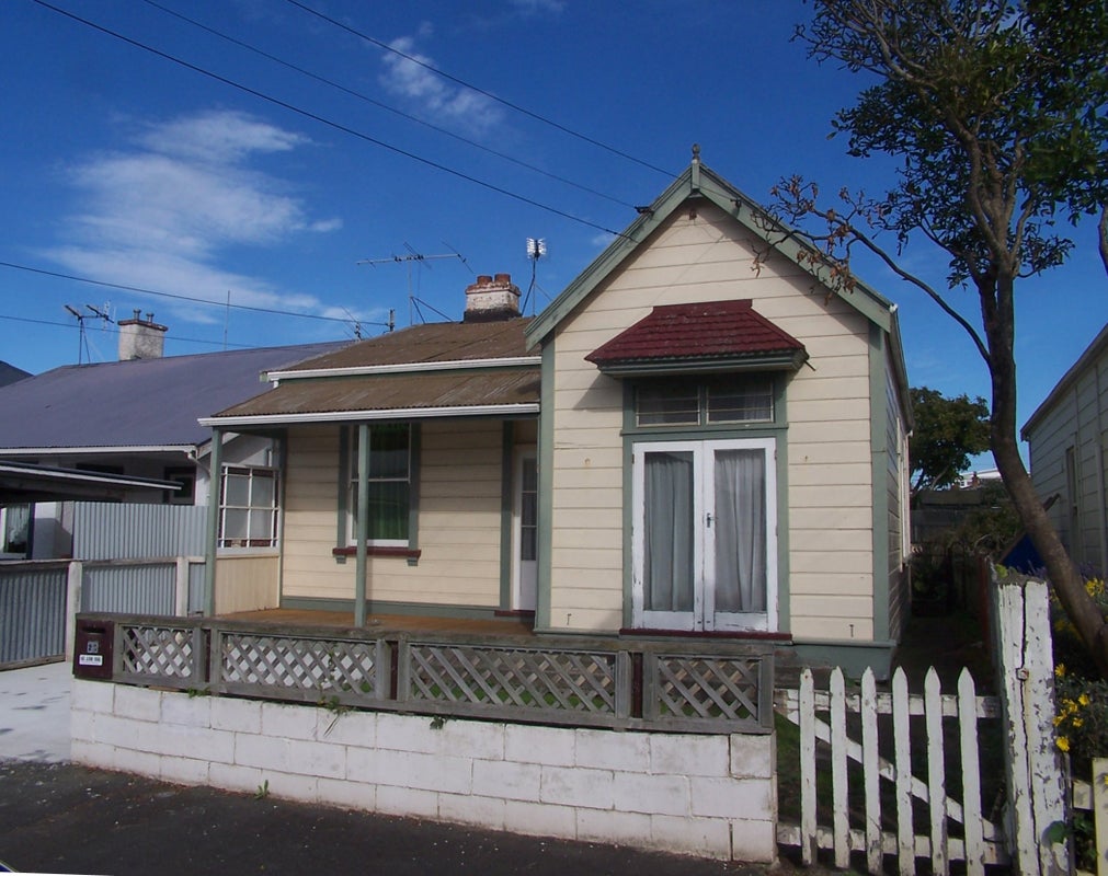 29 Harrison Street, Whanganui, Whanganui - Carousel 1