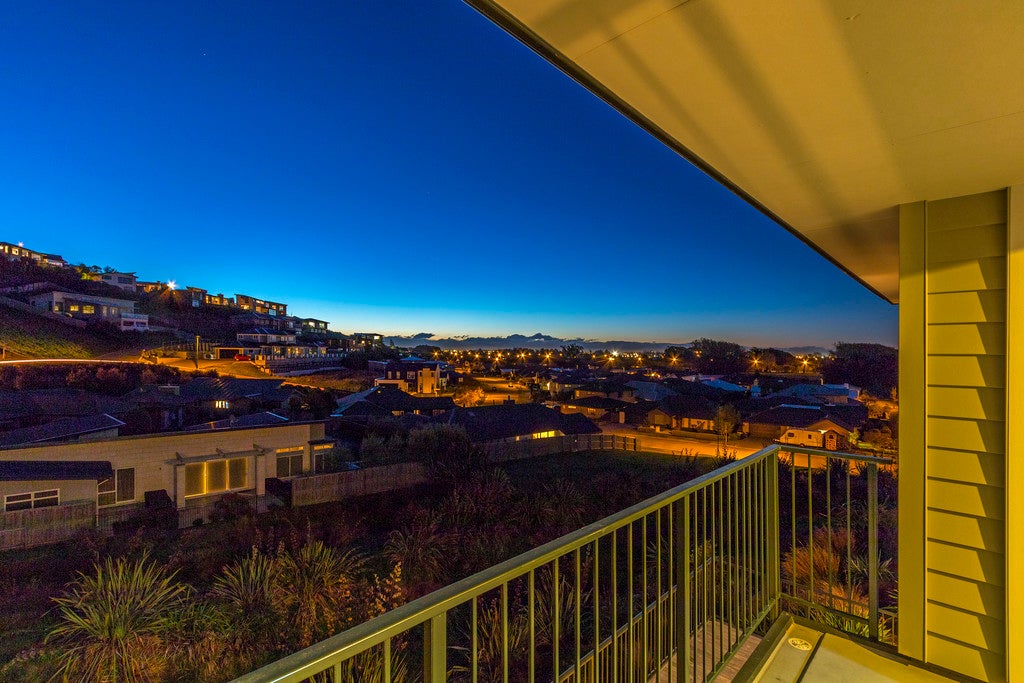 2 Hadleigh Lane, Westmorland, Christchurch - Carousel 1