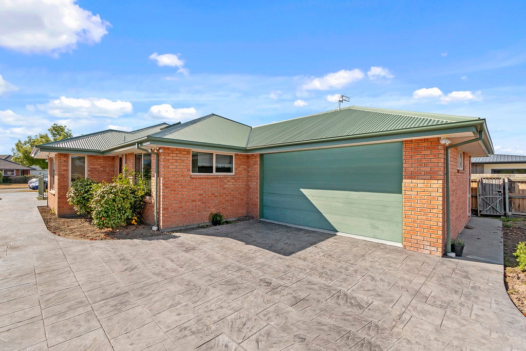 8 Blue Gum Place, New Brighton, Christchurch - Carousel 12