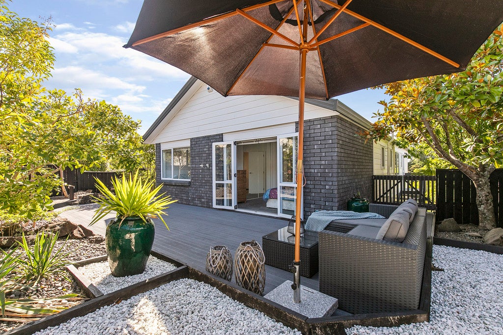 55 Vintage Drive, Henderson, Auckland - Carousel 1