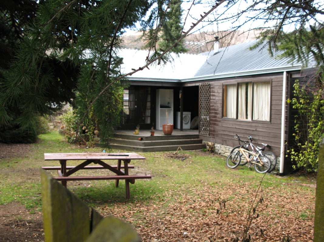 7 Reid Crescent, Arrowtown, Arrowtown - Carousel 2