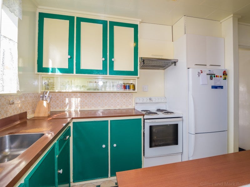 1/22 Liverpool Street, Trentham, Upper Hutt - Carousel 2