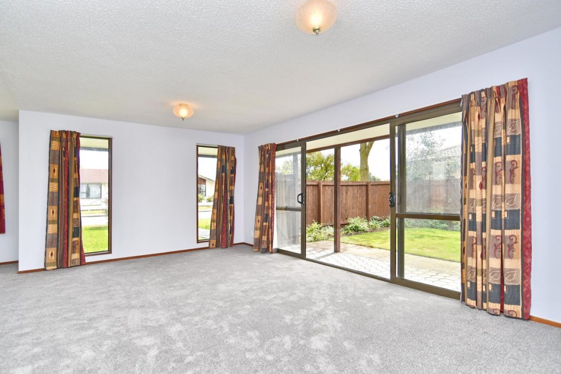 2 Kinross Street, Hei Hei, Christchurch - Carousel 2