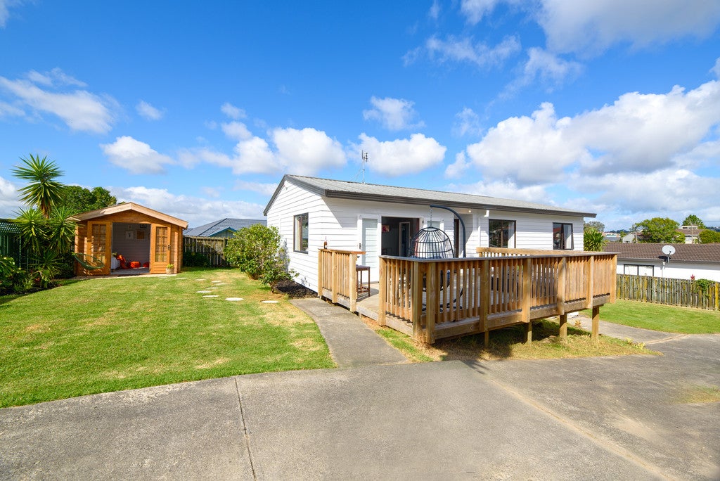 35 Addison Drive, Glendene, Auckland - Carousel 1
