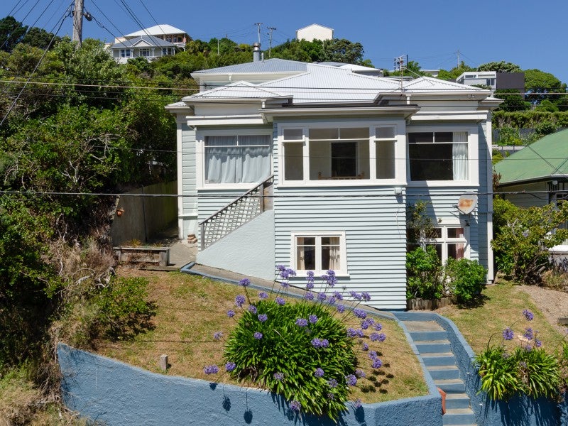 83 Hamilton Road, Hataitai, Wellington - Carousel 15