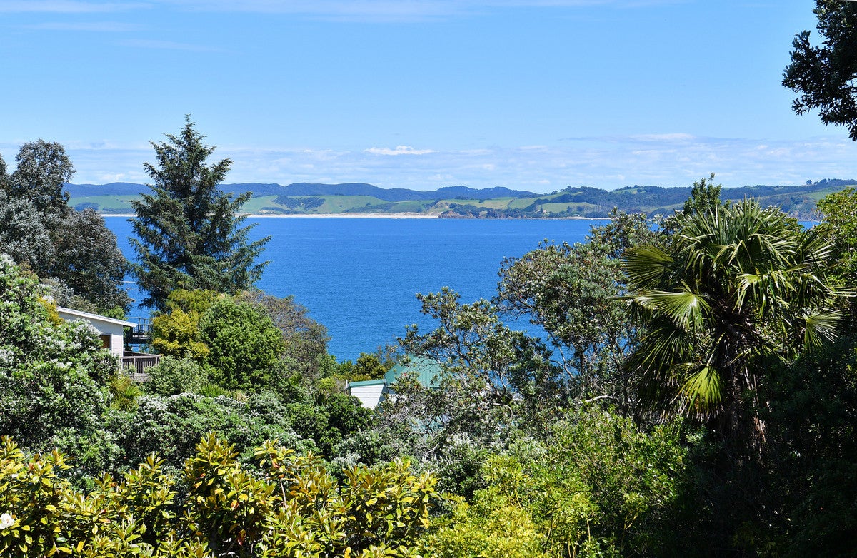 6 Hillside Crescent, Leigh, Leigh - Carousel 2