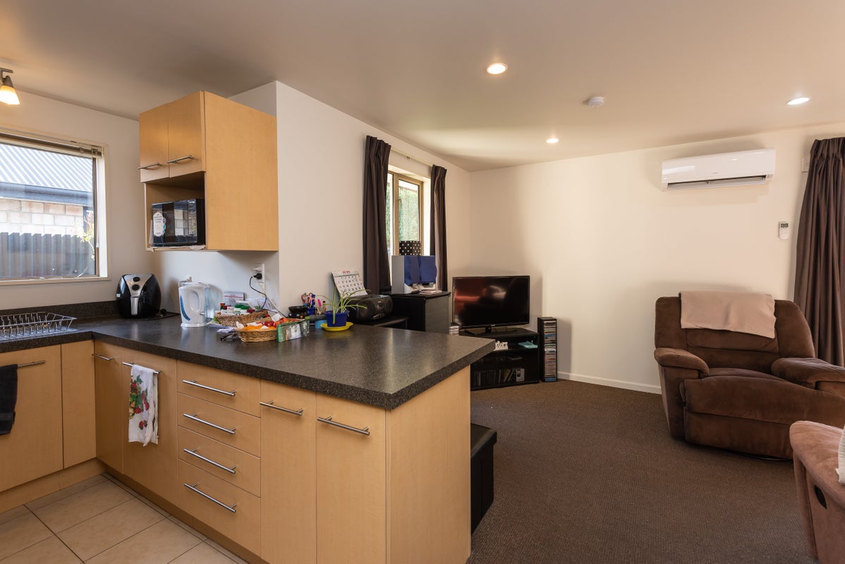 65B Cleveland Street, Edgeware, Christchurch - Carousel 2