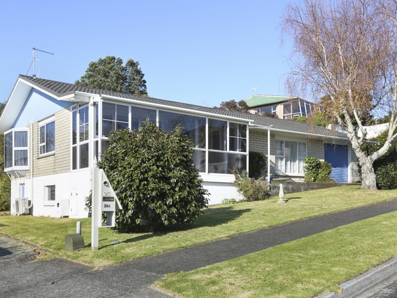28 Riversdale Drive, Merrilands, New Plymouth - Carousel 2