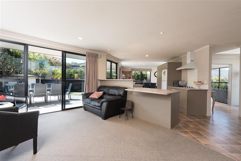 36 Veda Place, Pyes Pa, Tauranga - Carousel 2