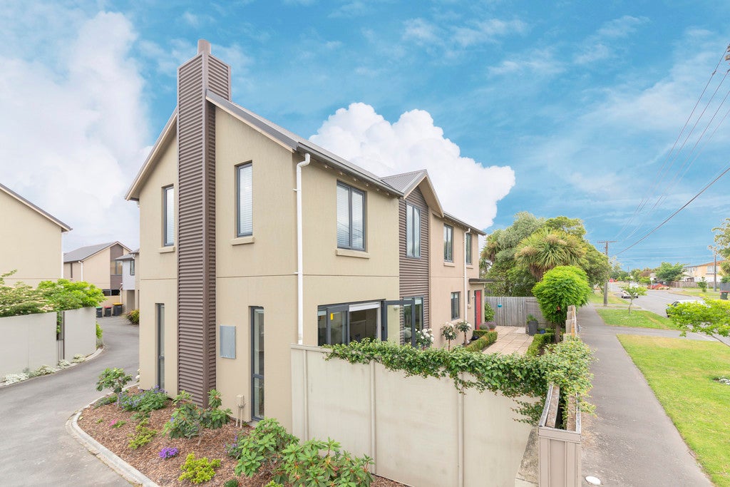 38 Gresford Street, Edgeware, Christchurch - Carousel 1