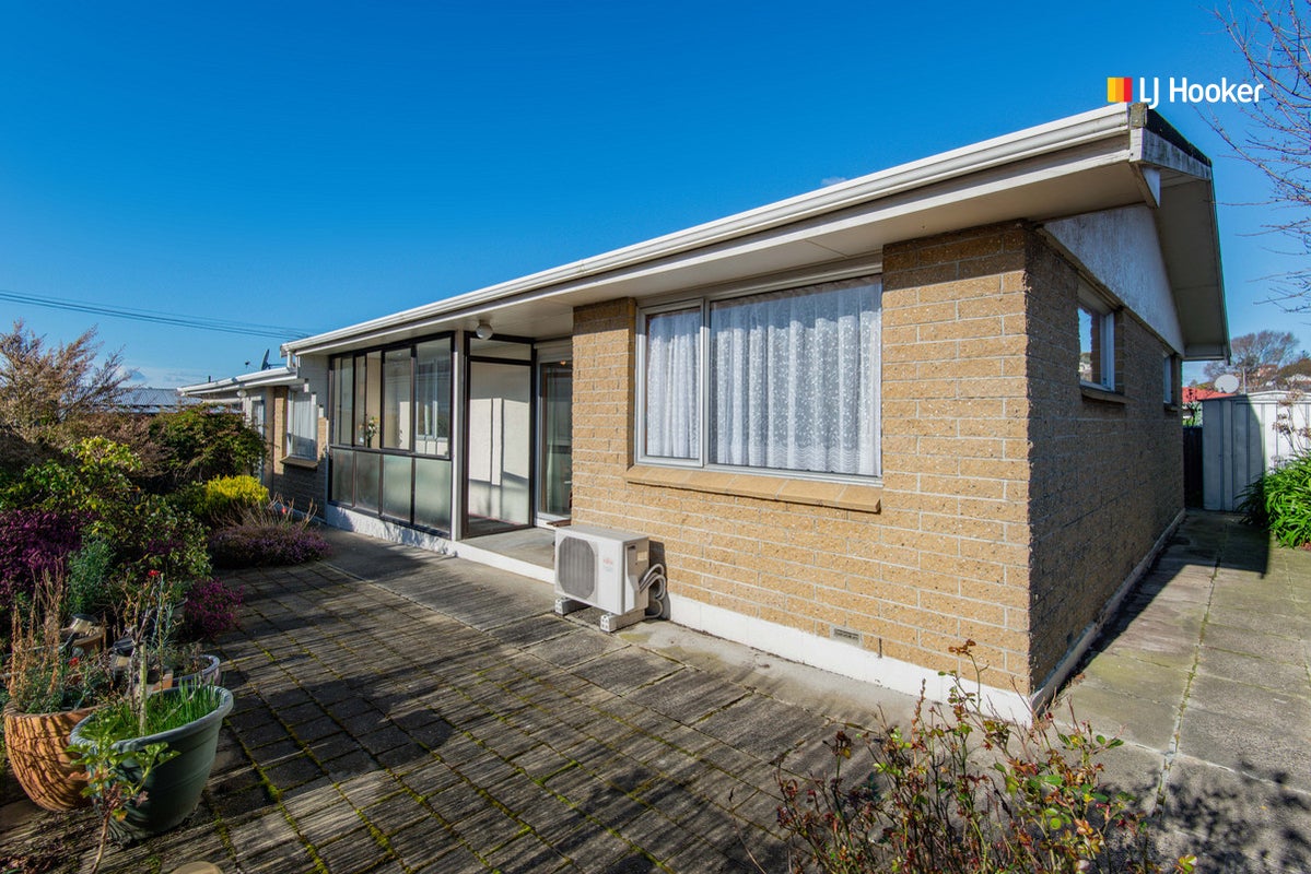 28A Rutherford Street, Caversham, Dunedin - Carousel 1