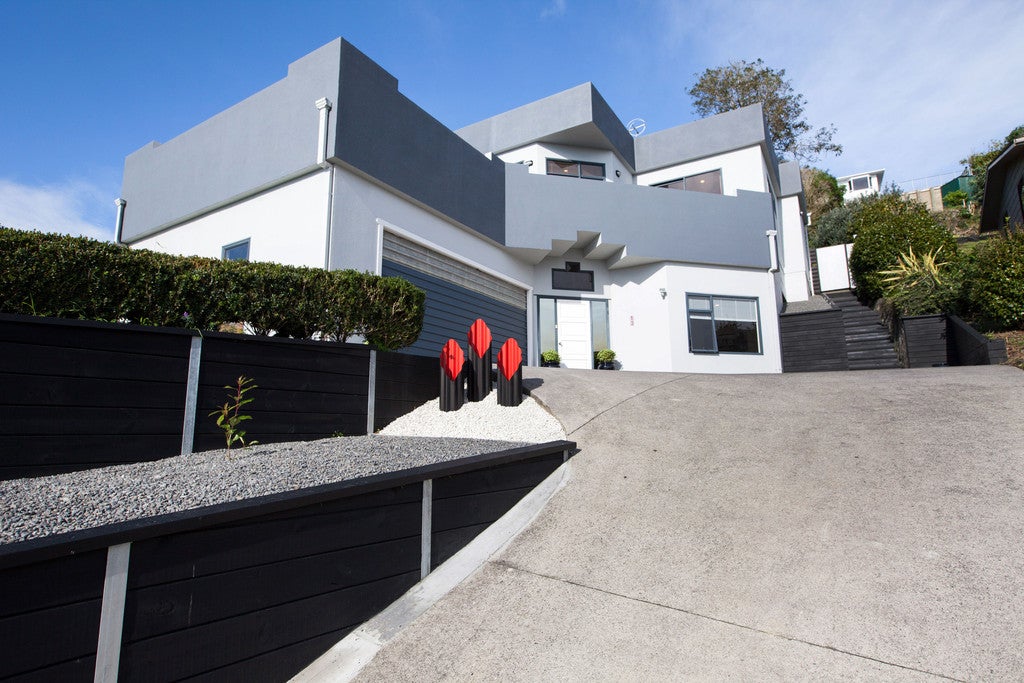 13 Annandale Street, Lynmouth, New Plymouth - Carousel 1