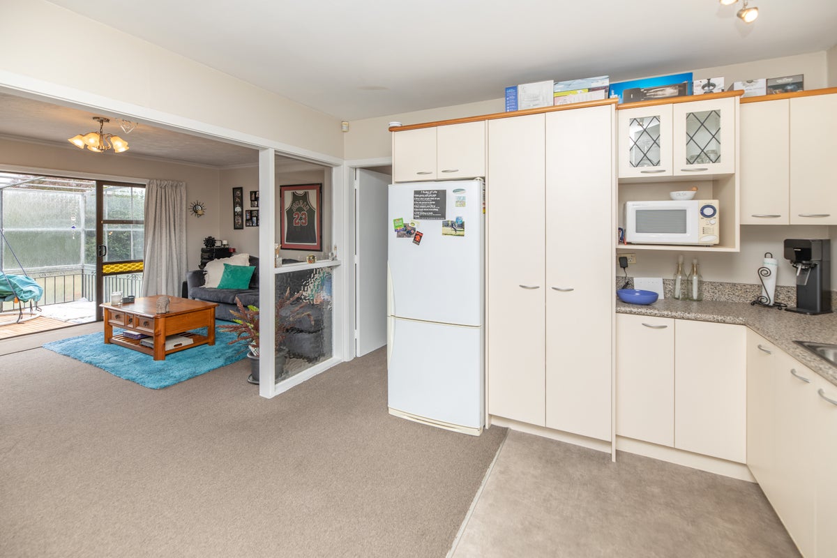 2/81 Briggs Road, Shirley, Christchurch - Carousel 2