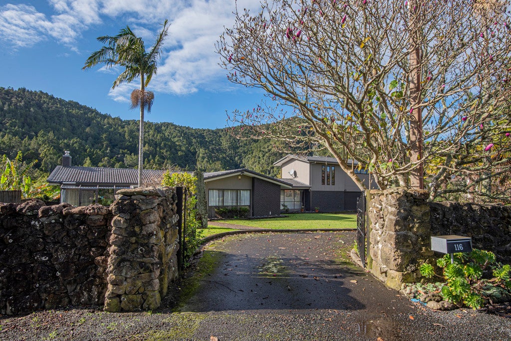 116 Hatea Drive, Regent, Whangarei - Carousel 1