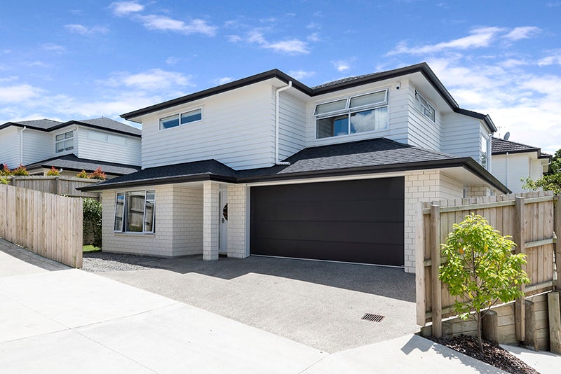 180B Cook Street, Howick, Auckland - Carousel 1