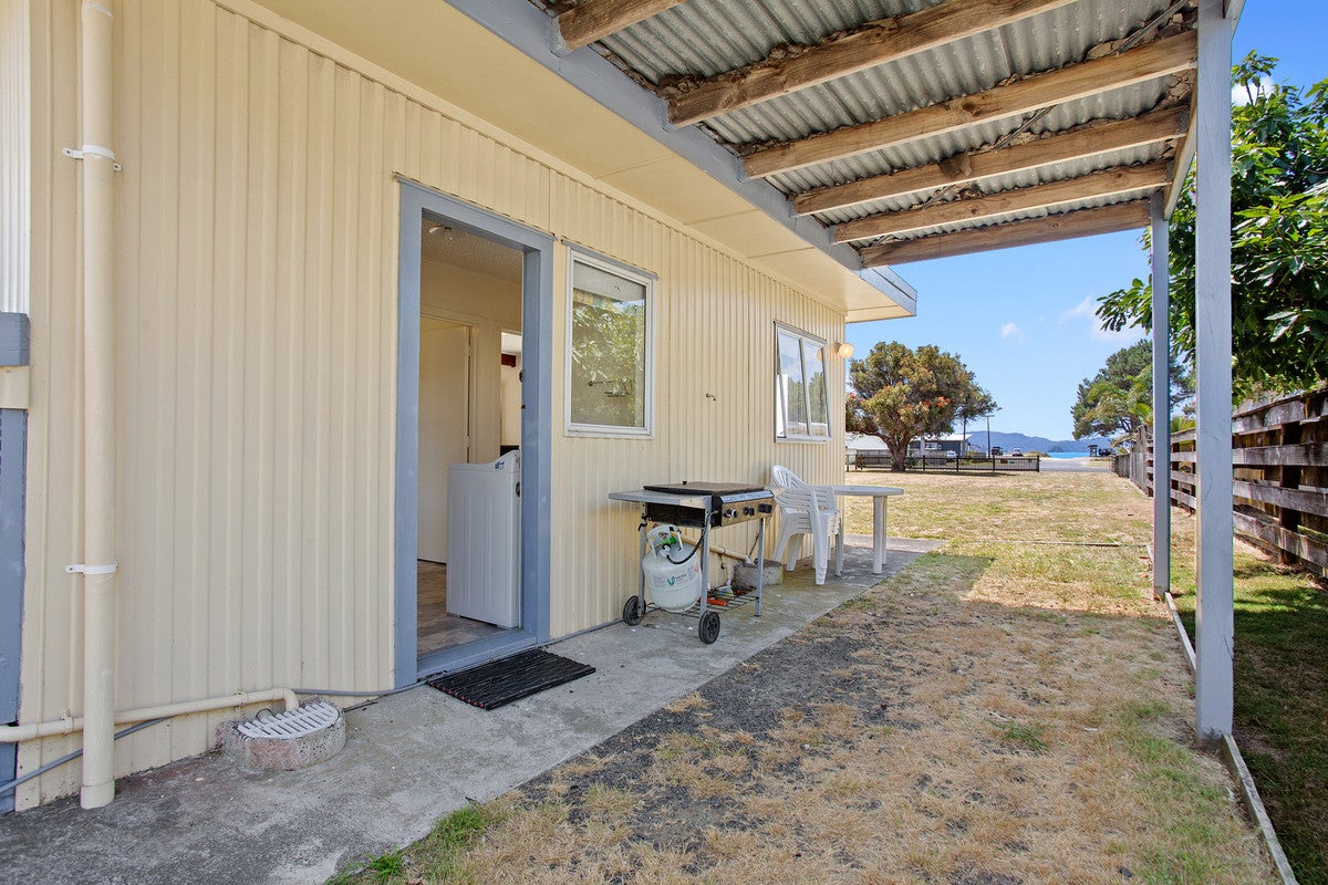 16 Banks Street, Cooks Beach - Carousel 22