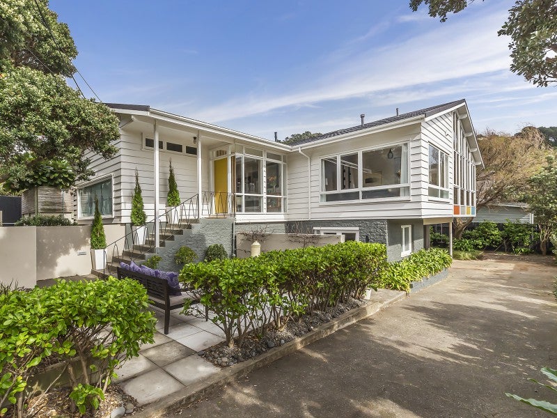 30 Mantell Street, Seatoun, Wellington - Carousel 1