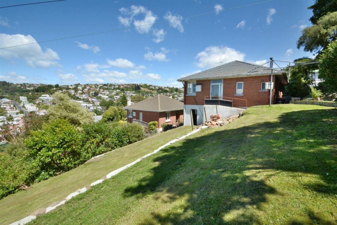26 Shortland Street, Caversham, Dunedin - Carousel 15