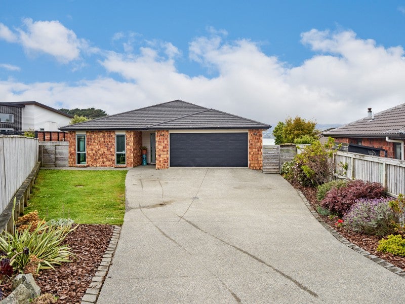 4 Sunflower Close, Camborne, Porirua - Carousel 2