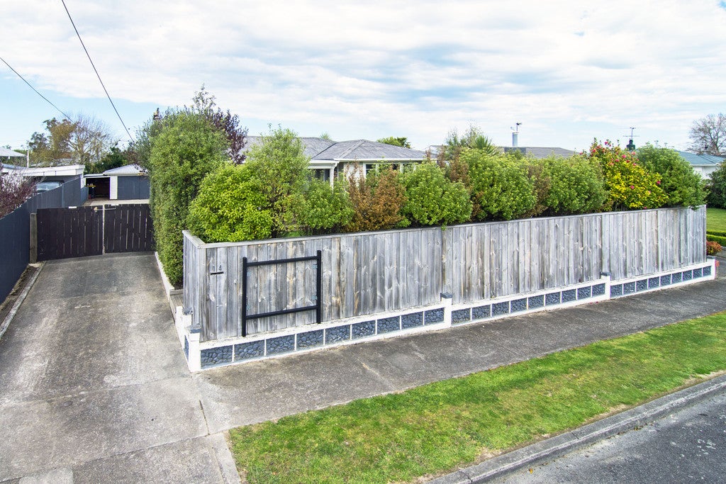 14 Wavell Crescent, Lansdowne, Masterton - Carousel 21