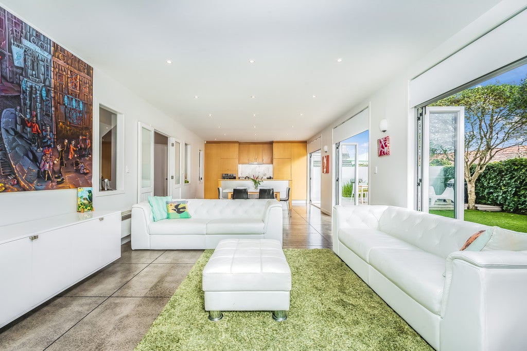 10A Appleyard Crescent, Meadowbank, Auckland - Carousel 1