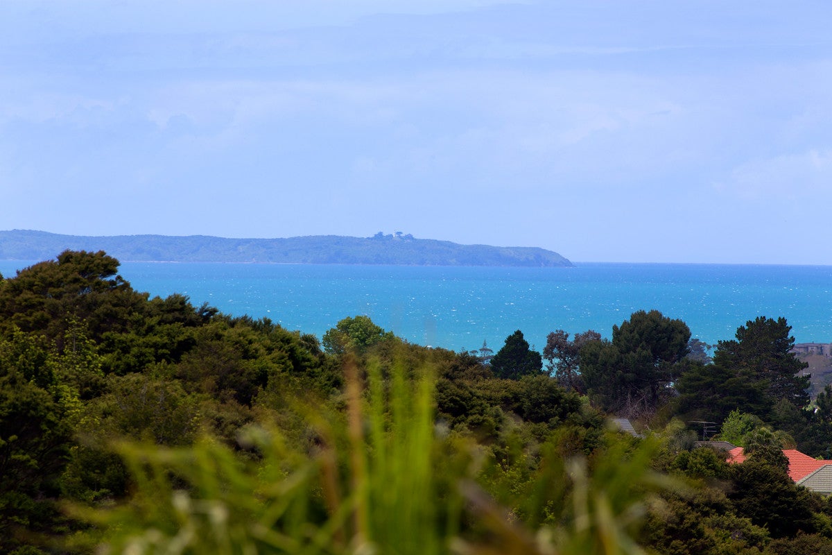 5 GLENREAGH PL, Torbay, Auckland - Carousel 12