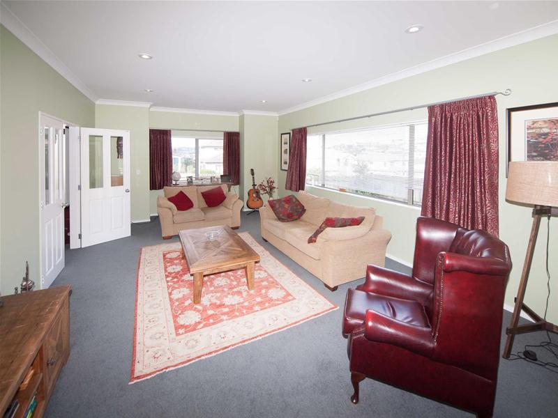 83 Amesbury Drive, Churton Park, Wellington - Carousel 2