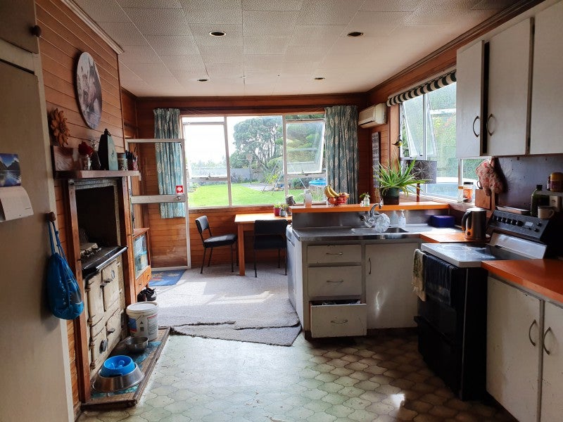 300 Main South Road, Paroa, Greymouth - Carousel 2