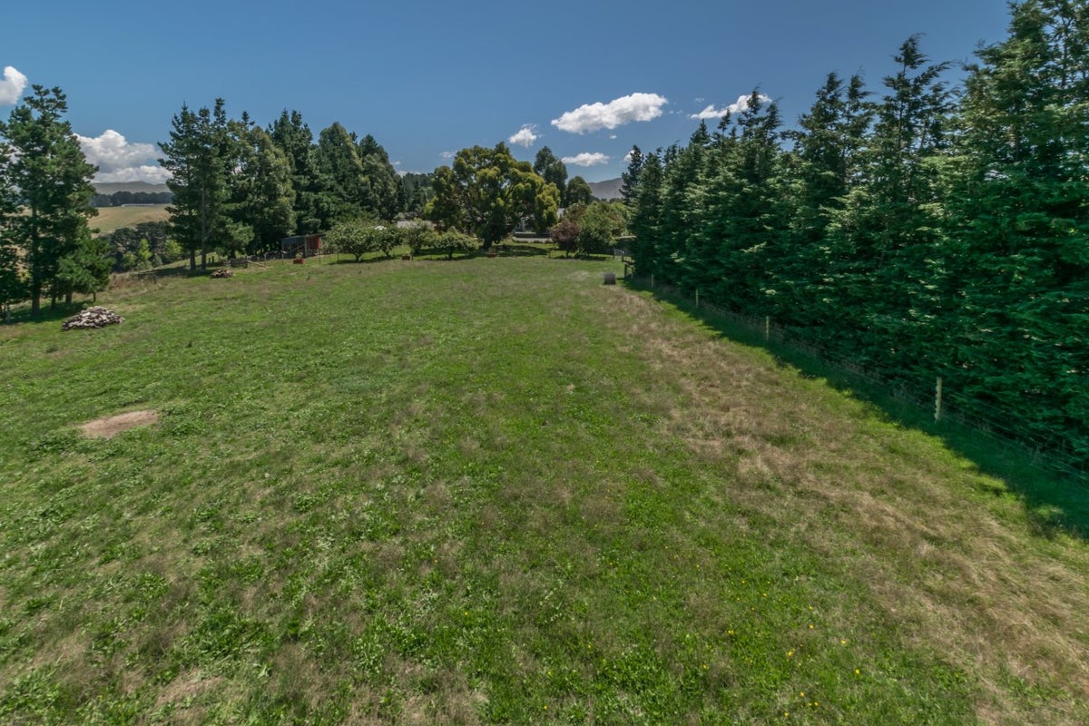 267 Mound Road, Broomfield, Amberley - Carousel 21