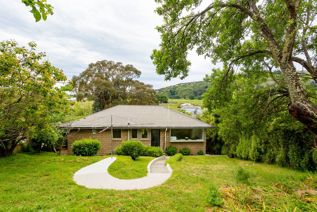123 Port Hills Road, Heathcote Valley, Christchurch - Carousel 1