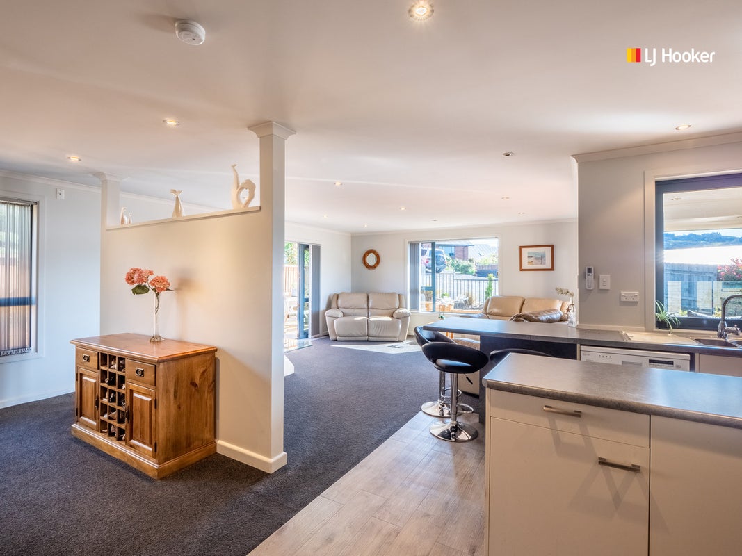 7 Holyport Close, Fairfield, Dunedin - Carousel 2