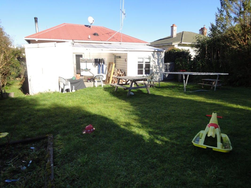 13 Roslyn Terrace, West End, Timaru - Carousel 13