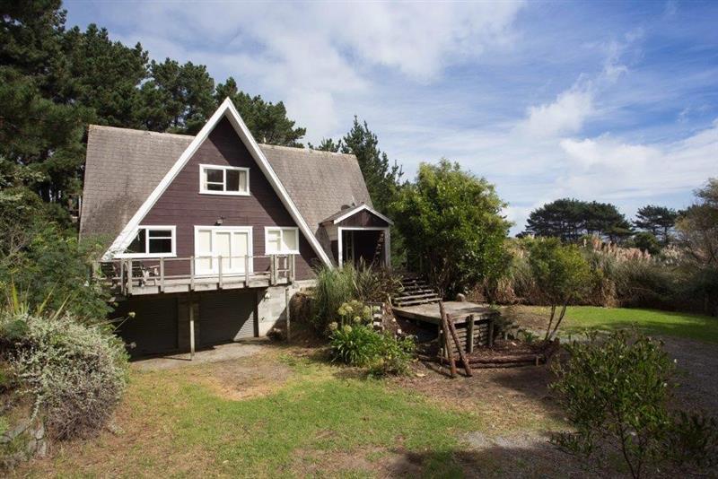 81 Paetawa Road, Peka Peka, Waikanae - Carousel 1