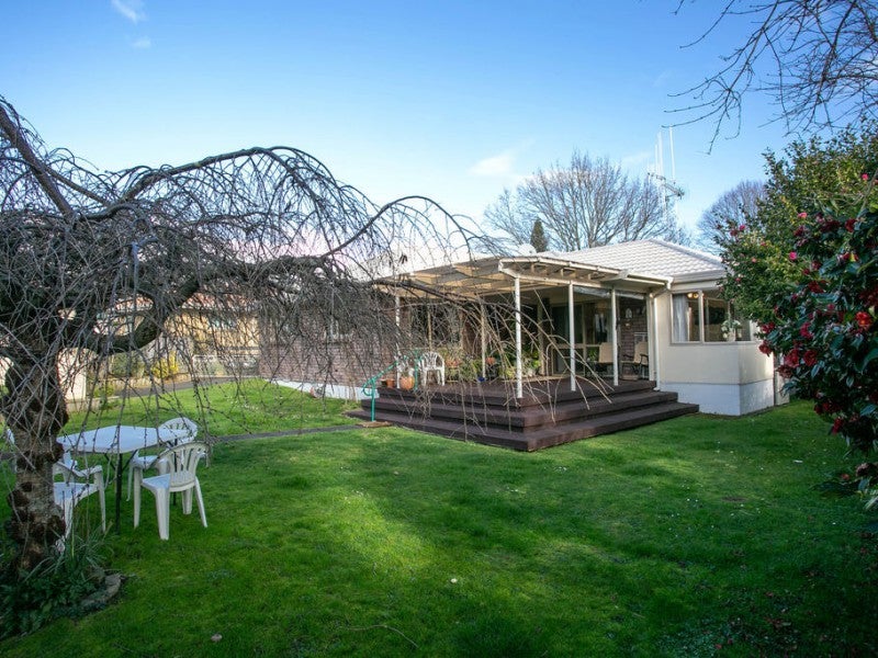 63 Moore Street, Leamington, Cambridge - Carousel 2