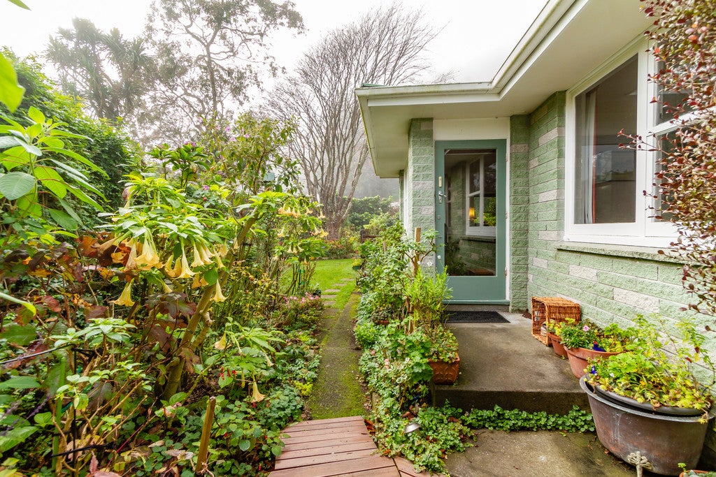 163A Muritai Road, Eastbourne, Lower Hutt - Carousel 1
