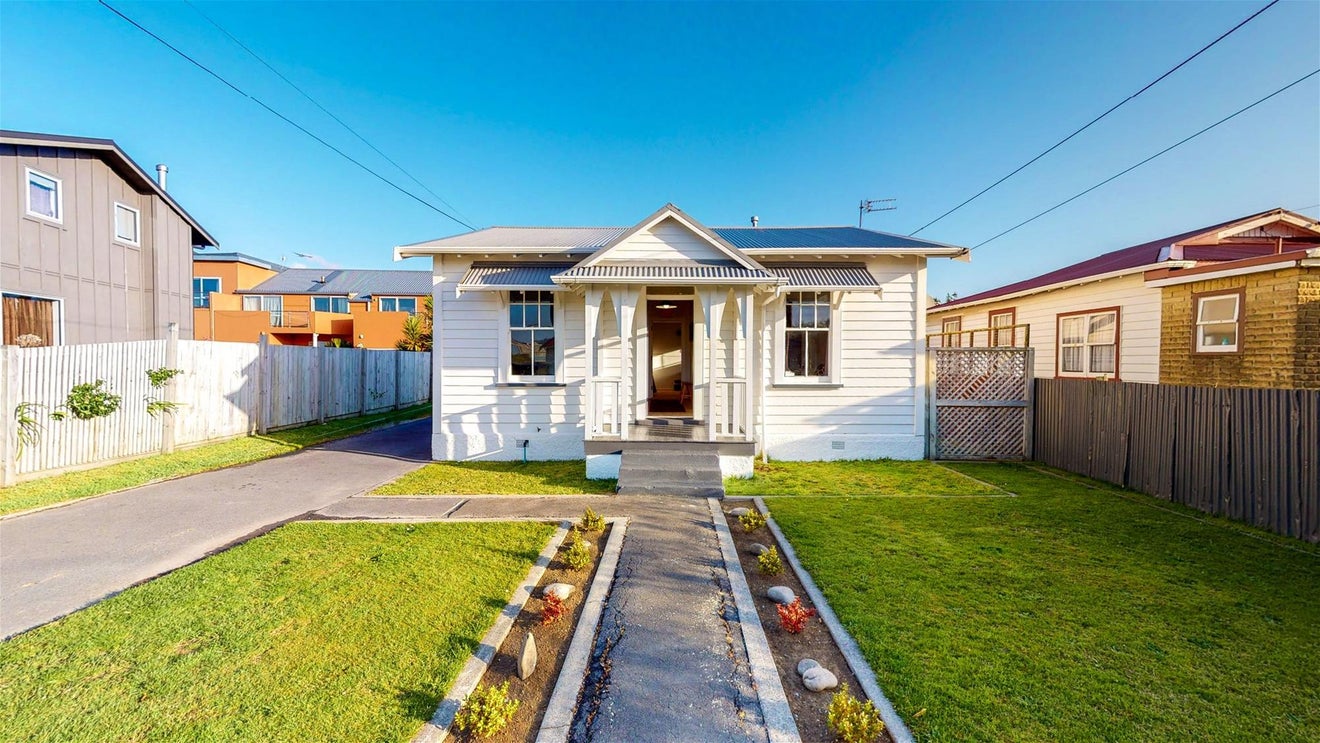 48 Elizabeth Street, Moera, Lower Hutt - Carousel 1