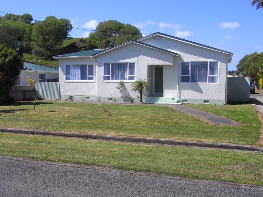 40 Kells Avenue, Aramoho, Whanganui - Carousel 1