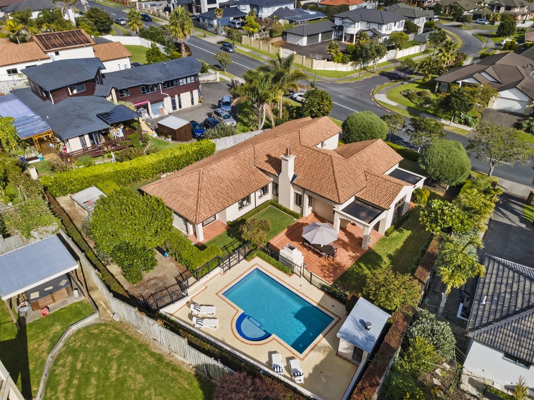 40 Westerham Drive, Dannemora, Auckland - Carousel 1