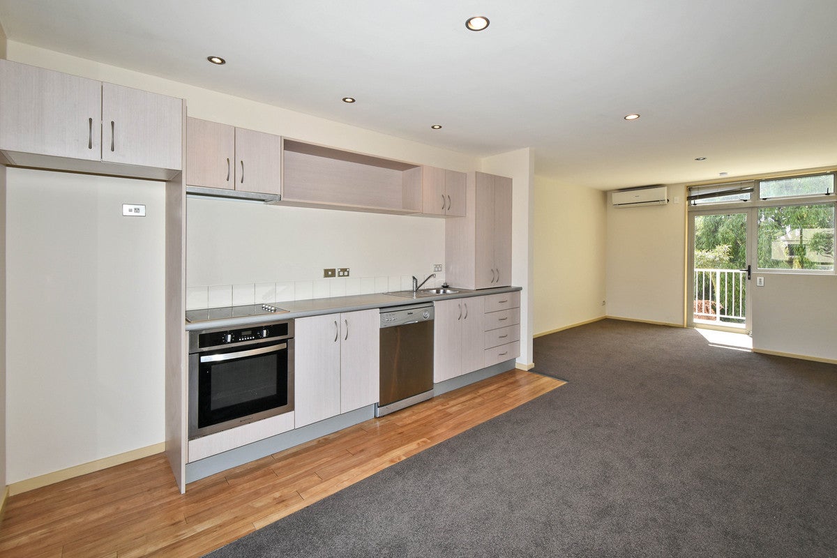 8/54 Champion Street, Edgeware, Christchurch - Carousel 1