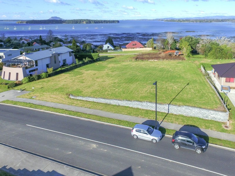 35 MARGARET DRIVE, Omokoroa, Western Bay Of Plenty - Carousel 1