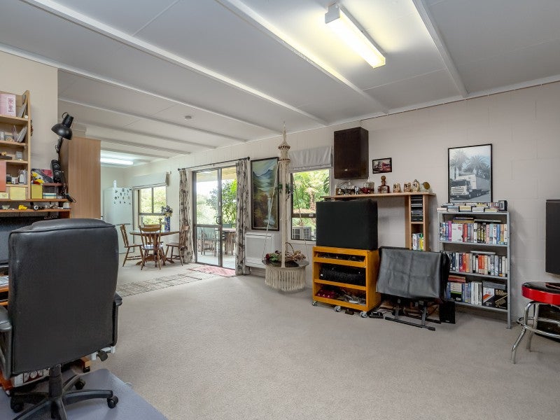 18 Boltons Road, Lansdowne, Masterton - Carousel 26