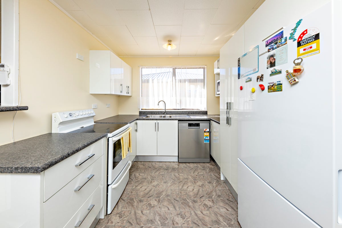3/35 WATERVIEW ROAD WEST, Takanini, Auckland - Carousel 2